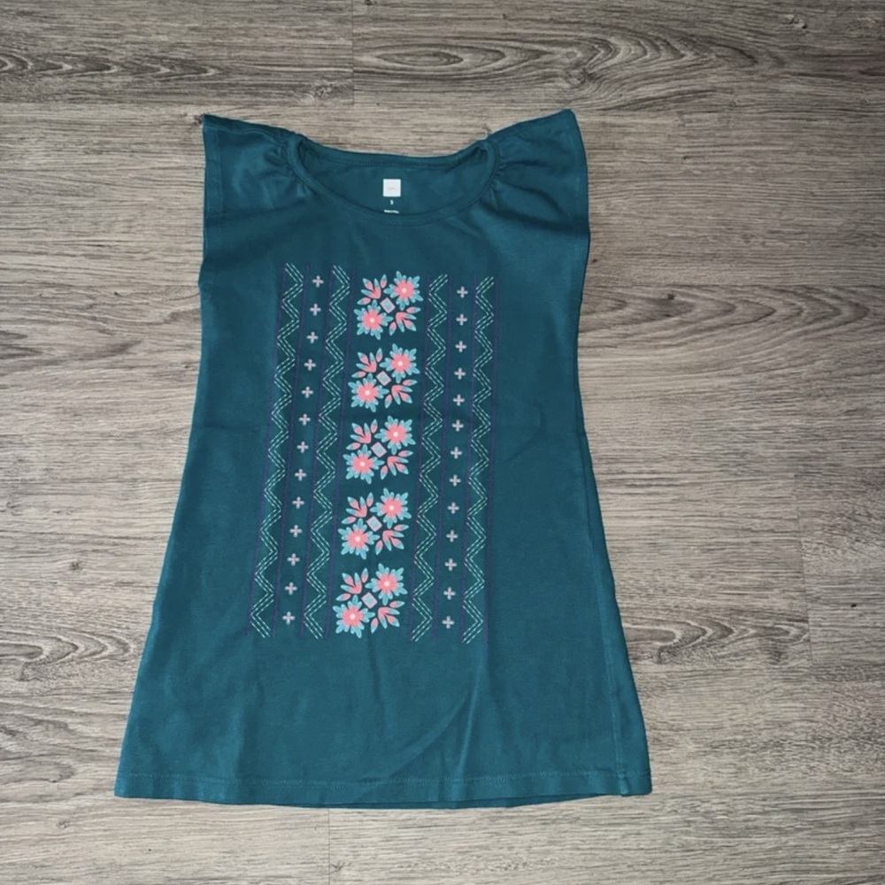 Tea Collection Graphic Floral Design on front Sleeveless Flutter edge Dress Sz.3